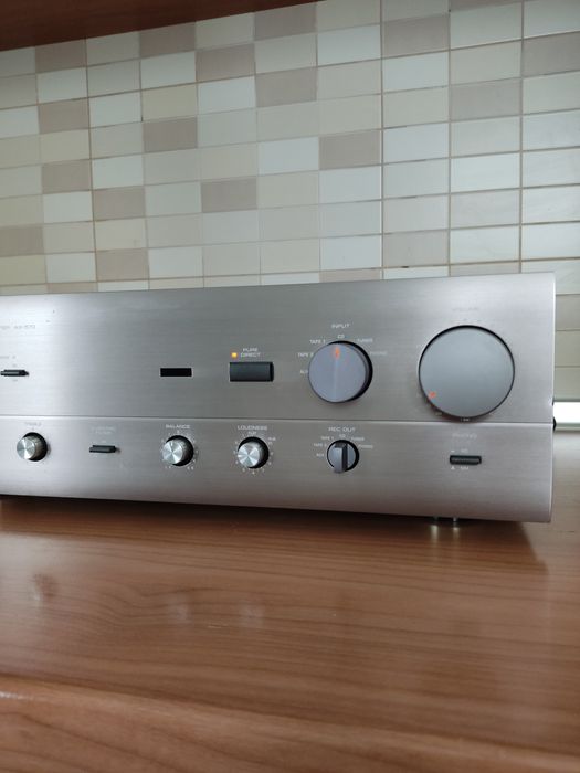 Integrated amplifier Yamaha AX-570