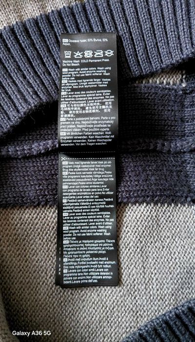 Damski śliczny sweter,golf Kari Traa