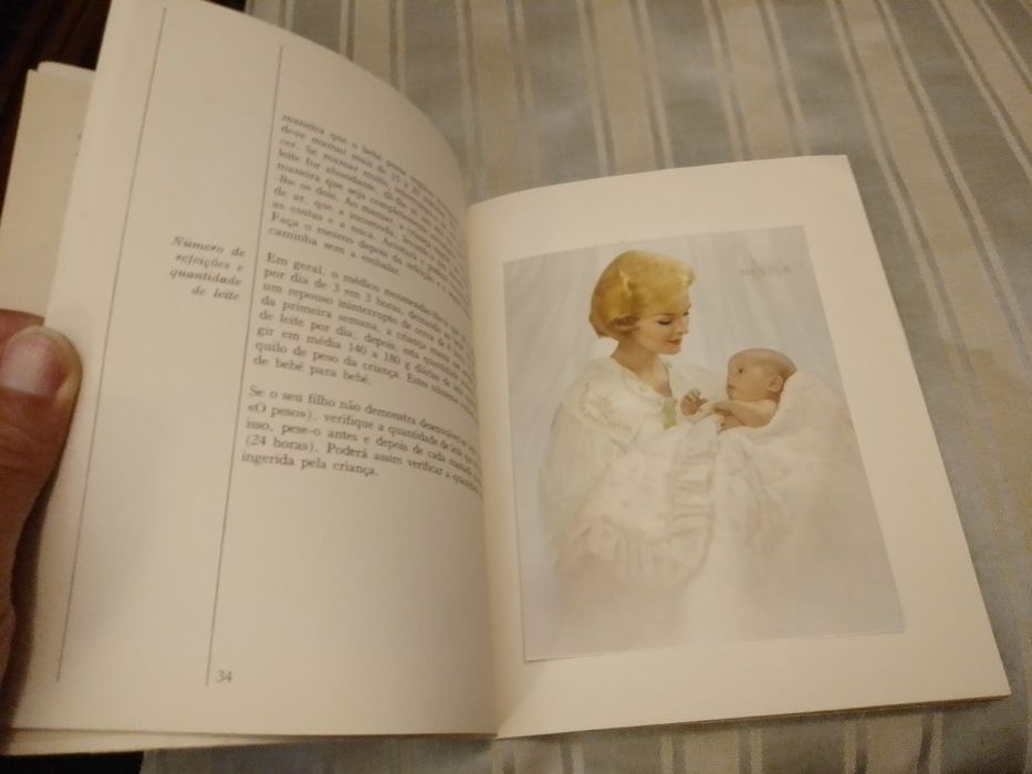 Livro da Nestlé antigo sobre Bébés-1 edição raro-10E-Pau antigo-2E Desde 2E