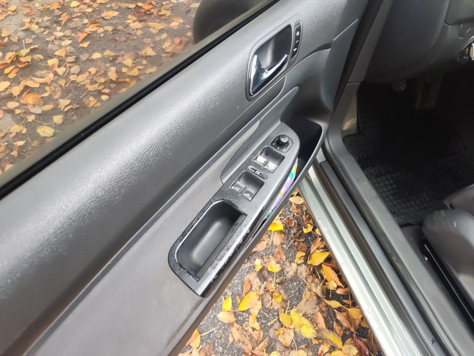 Продам Volkswagen golf 5