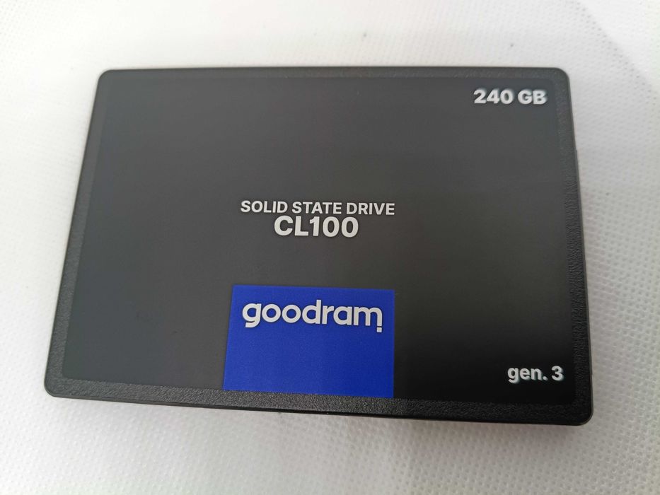 SSD GOODRAM CL100 240gb (чудовий стан, тести на фото)