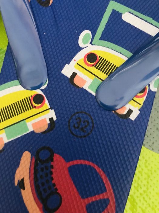 дитяче взуття хорошої якості.