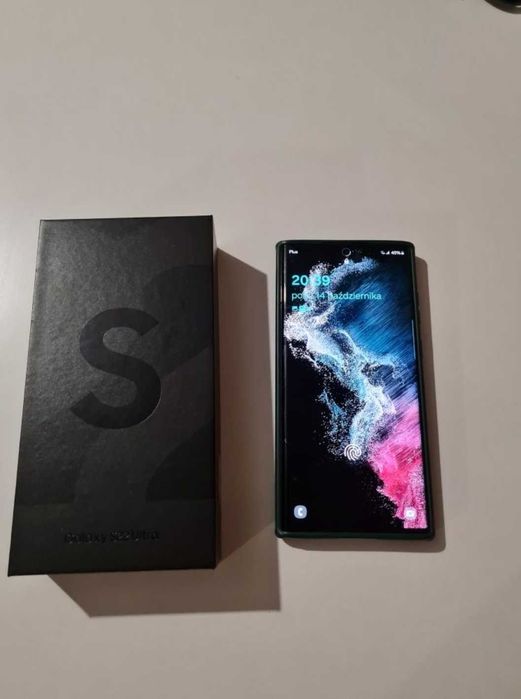 Samsung Galaxy S22 Ultra 12GB RAM 256GB DUAL SIM + super etui