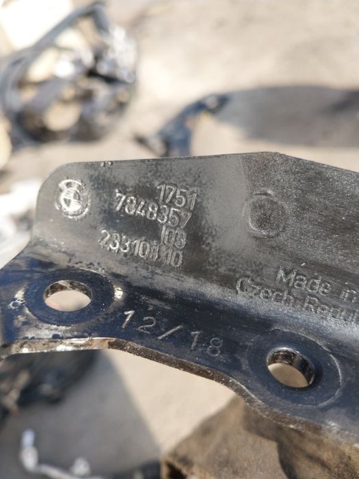 Дополнительная помпа BMW X5 2018