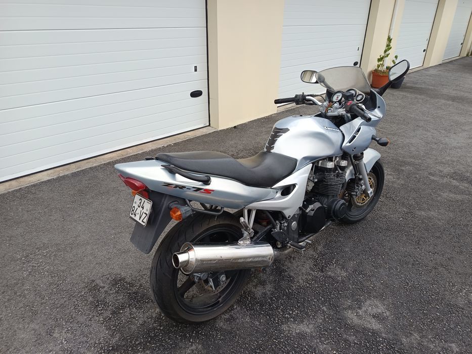 Kawasaki zr7s 750cc