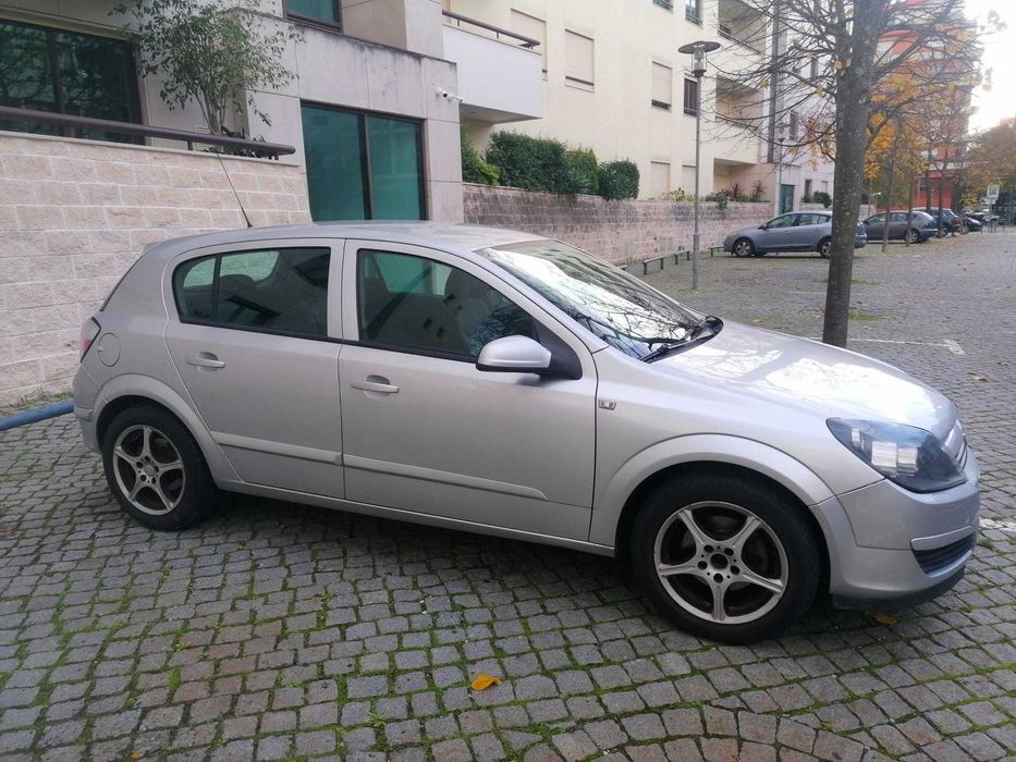Opel Astra 1.7 cdti (Diesel) motor ISUZO
