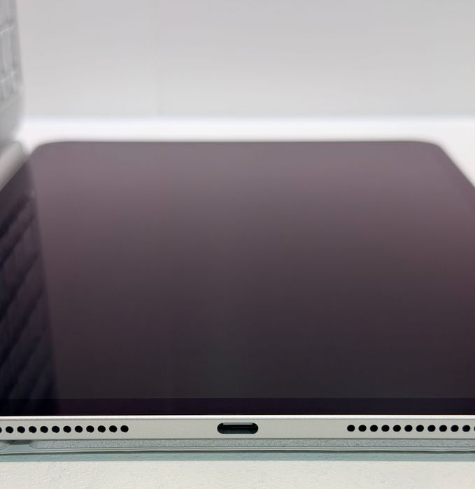 Wzorowy! cały zestaw - Apple iPad Pro (M4) OLED + Apple Magic Keyboard + Pencil Pro | 100% baterii