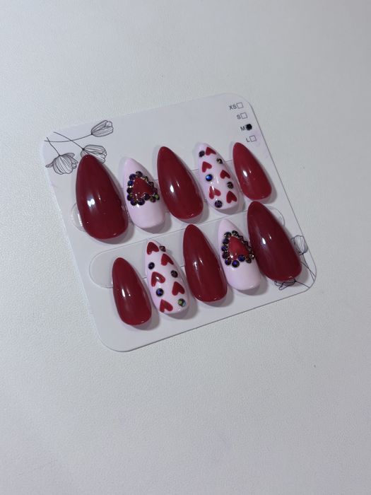 Press on nails/sztuczne paznokcie