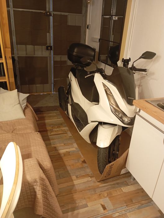Honda Motorcycle PCX 2025