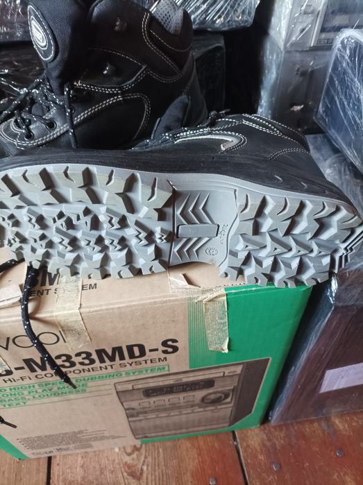 Buty robocze 42 rozmiar nowe
