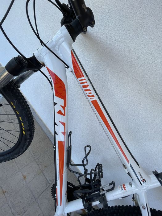 Bicicleta KTM + Rodas de Estrada + Pedais de Encaixe