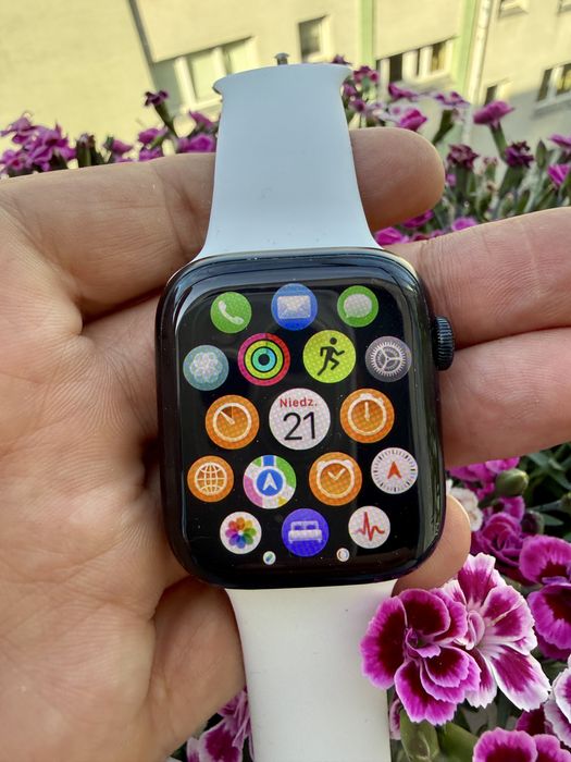 Smartwatch Apple Watch 7 45mm LTE bateria 100% - opis !