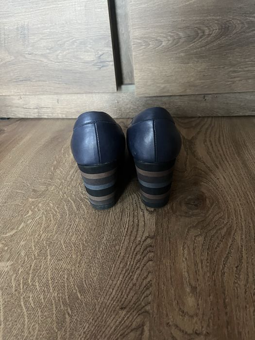 Buty na koturnie Ryłko