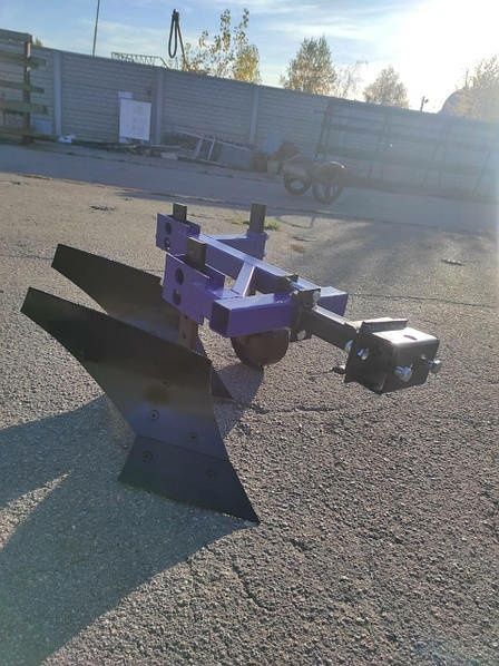 Плуг 2-20 двокорпусний (мотоблоковий)