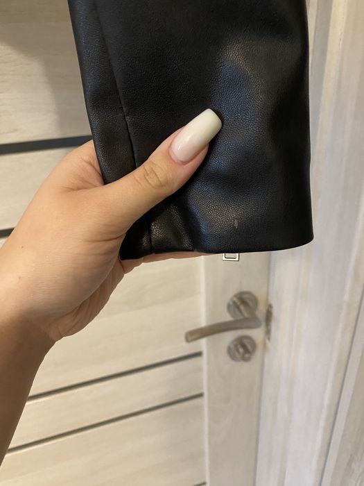 Шкіряна куртка жіноча косуха h&m