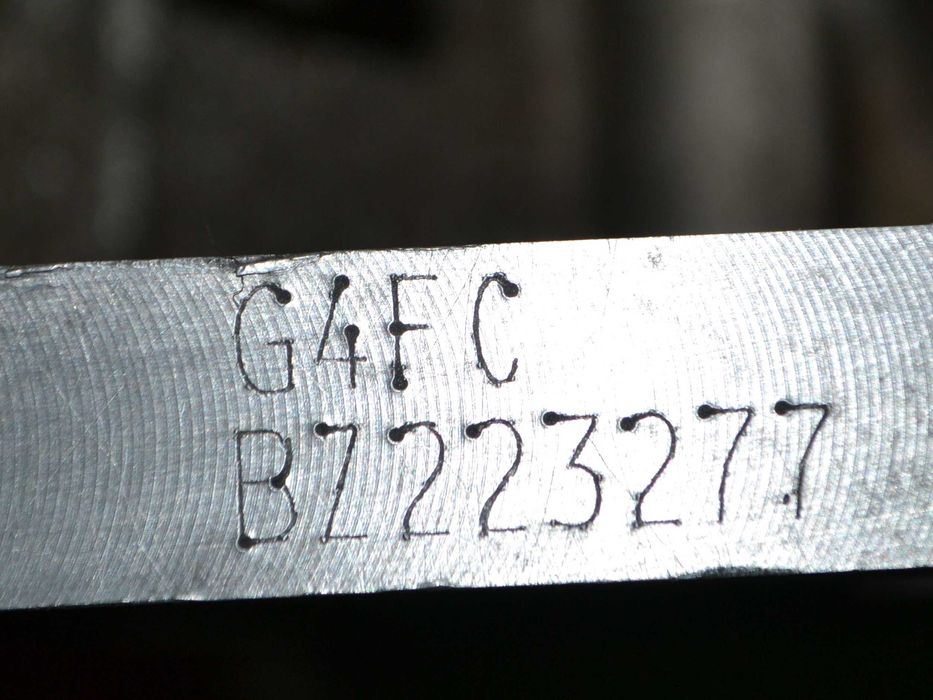 Blok silnika tłoki korowody HYUNDAI KIA 1.6 16V  G4FC