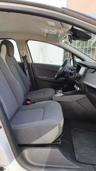 RENAULT ZOE INTENS 52 kWh · R135 (135 cv) · 03/2021 35.000 km · Bateria PRÓPRIA · Garantia até 2029