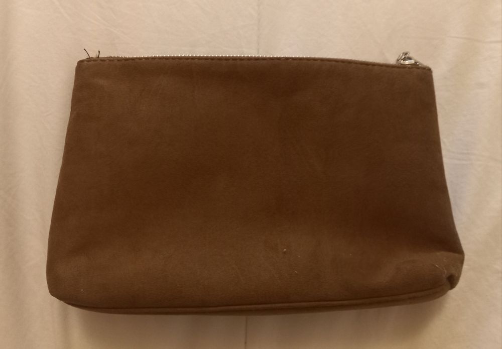 Pochete Parfois castanha