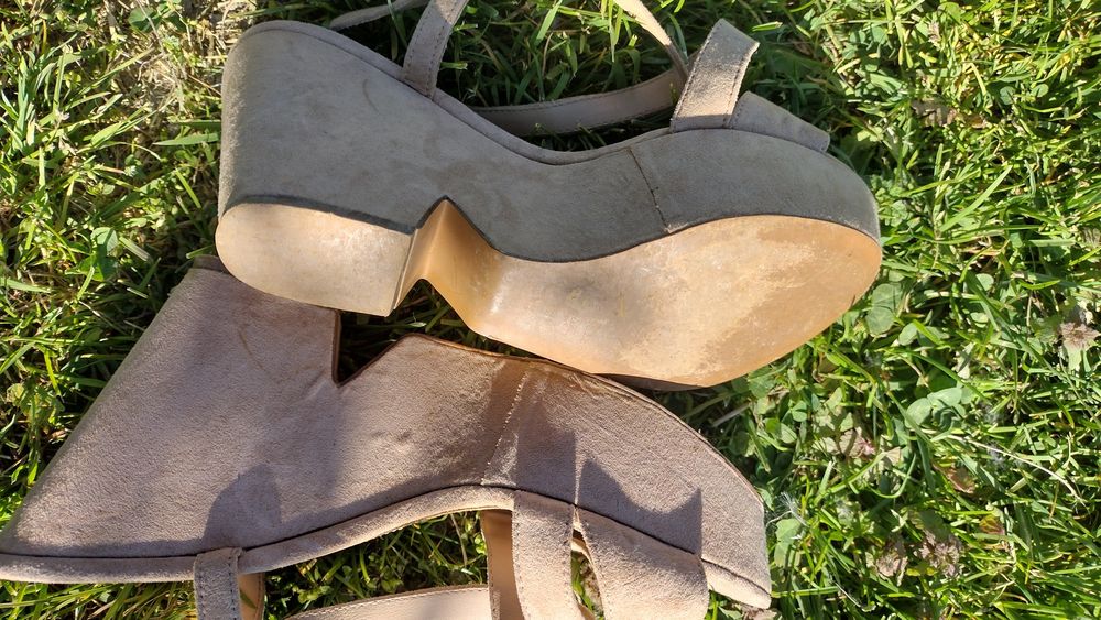 Buty na koturnie 11 cm