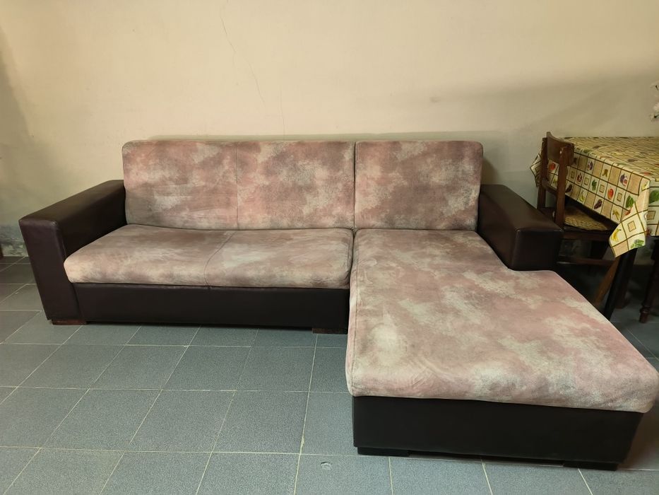 Sofá com Chaise Longue