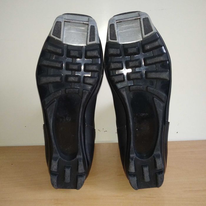 Buty narciarskie biegowe ALPINA T5 PLUS NNN roz.eu-37