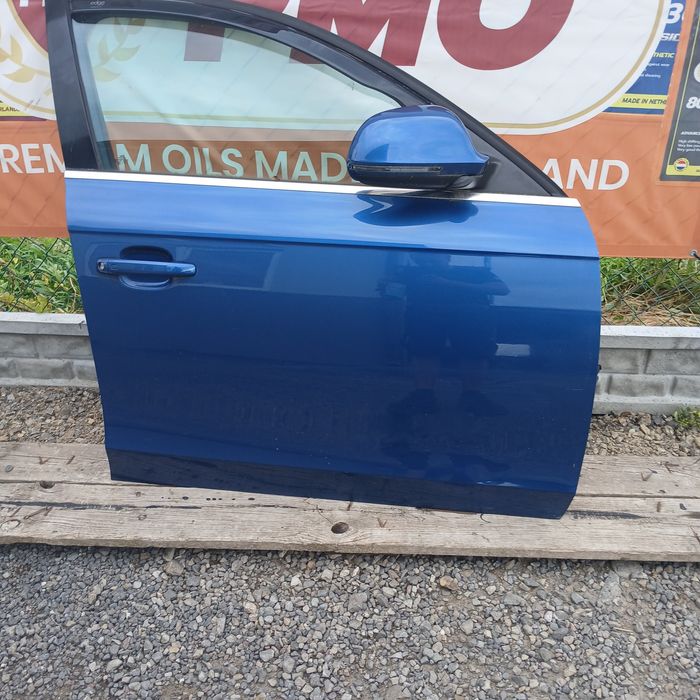 Drzwi prawy przód Audi A4 b8