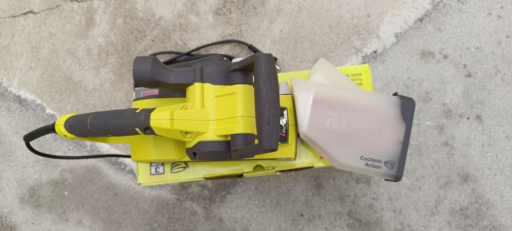Lixadora Ryobi EBS800W