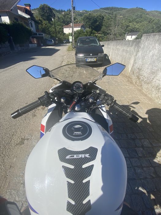 Honda cbr125r (como nova)