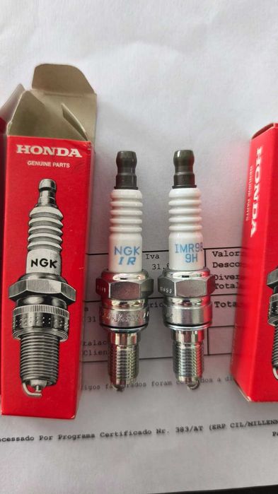 4 velas NGK IMR9B-9H com fatura da honda - completamente NOVAS