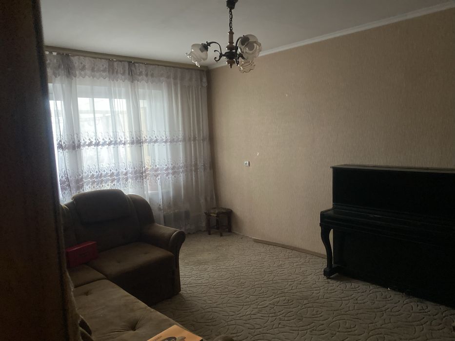 Продаю квартиру на Троєщині