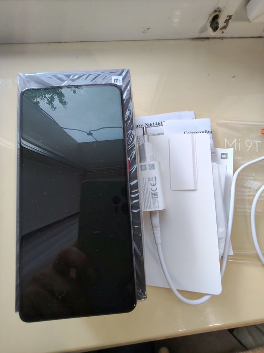Смартфон Xiaomi Mi9t 6/128 Spec Carbon Black n/o