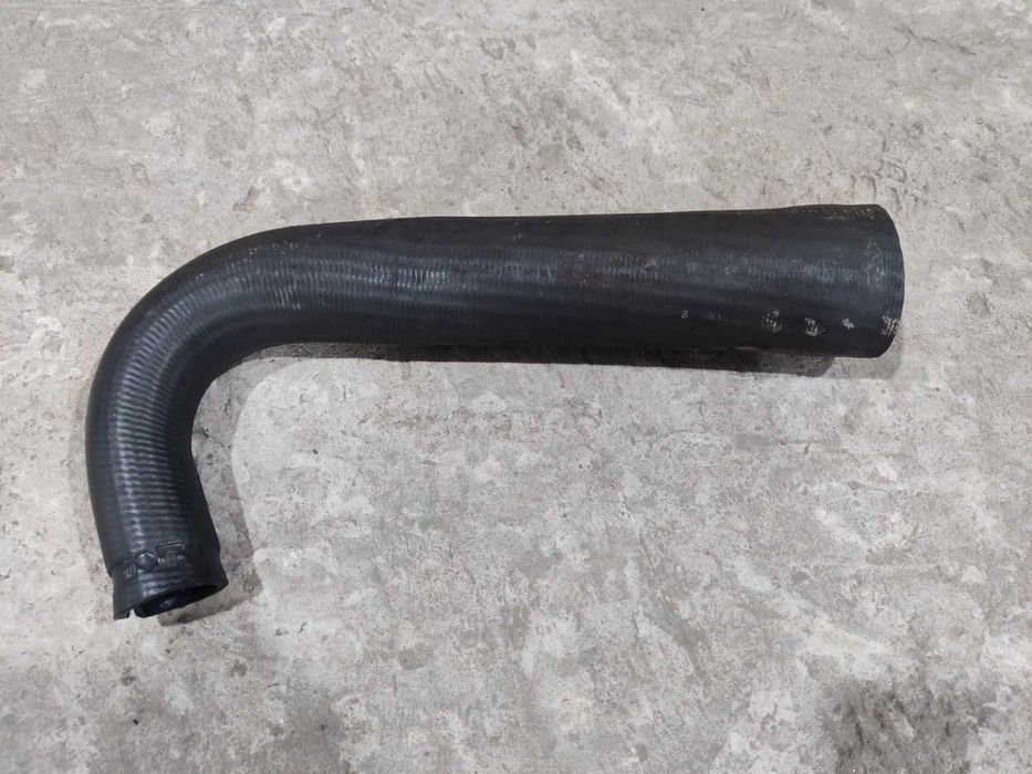 Патрубок интеркулера  Opel Omega B, Опель Омега Б 2,0-2,2 DTI. 9202971