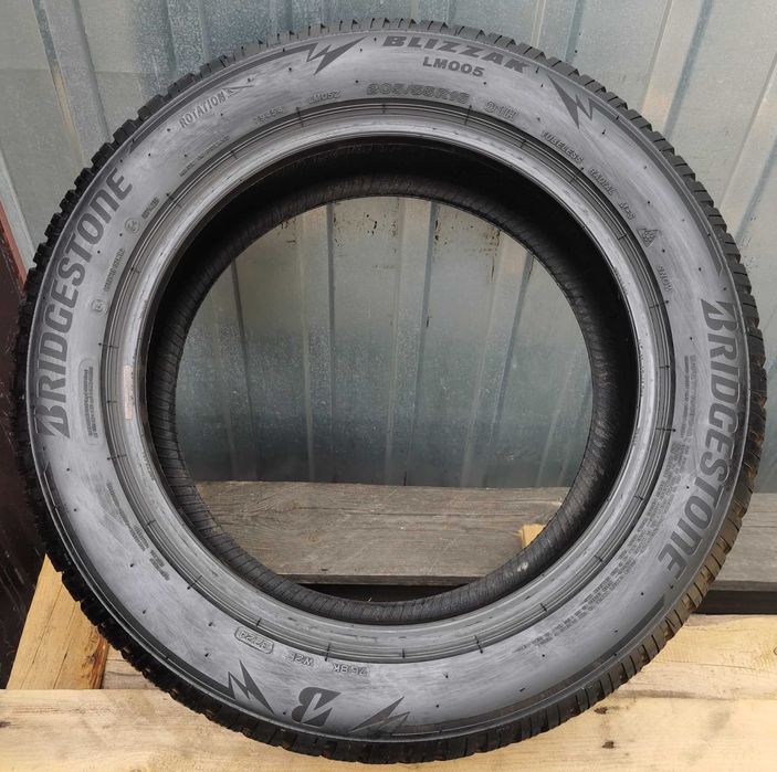 400) Opona - 205/55/16 - Bridgestone - 6.5mm - 1x2024 - Zimowa