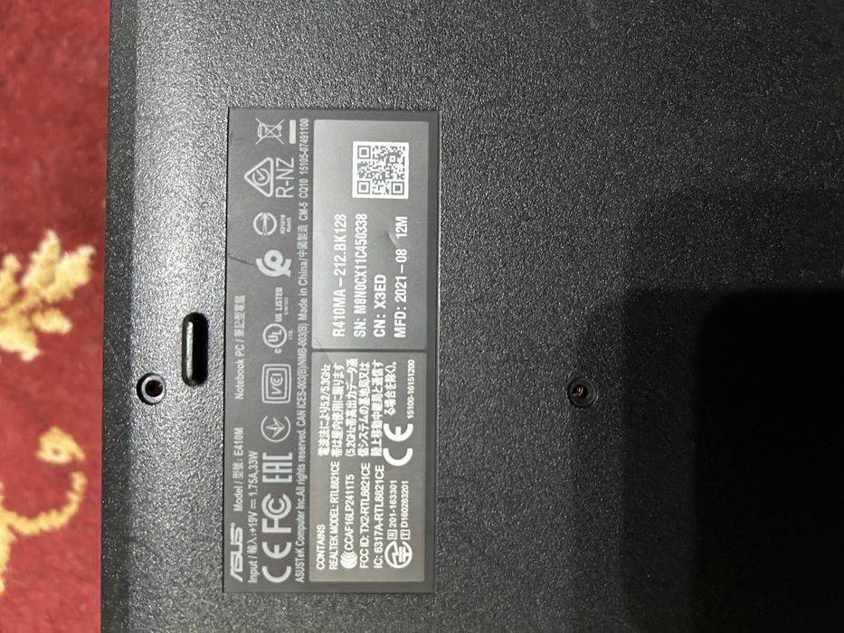 Ультрабук асус 14 дюймів R410MA цілим або по деталях