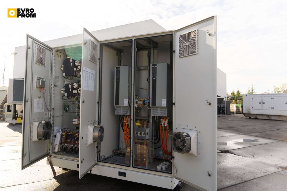 Чіллер / Чиллер CARRIER 30KAV 0600 0007 611 кВт. Охолоджувач рідини.