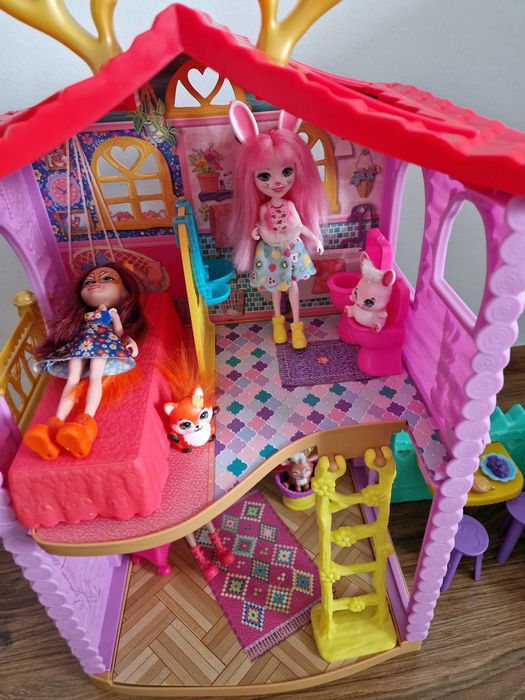 Domek dla lalek enchantimals
