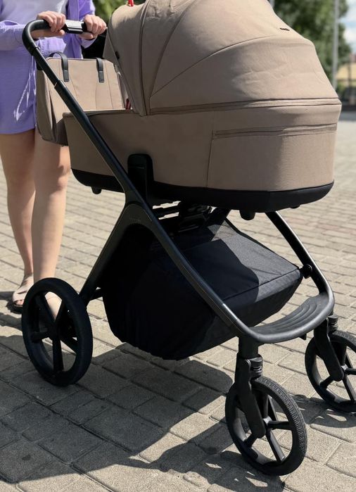 Коляска Carello Vector 2 в 1 2025 року