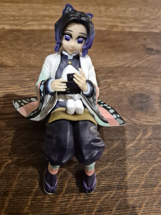 Kochou Shinobu figurka Demon slayer