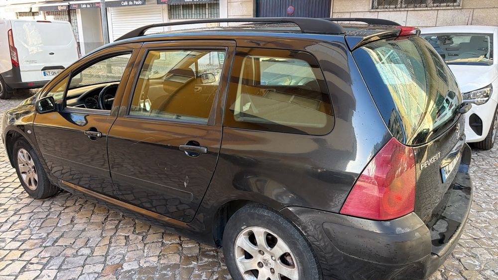 Segue para venda carrinha