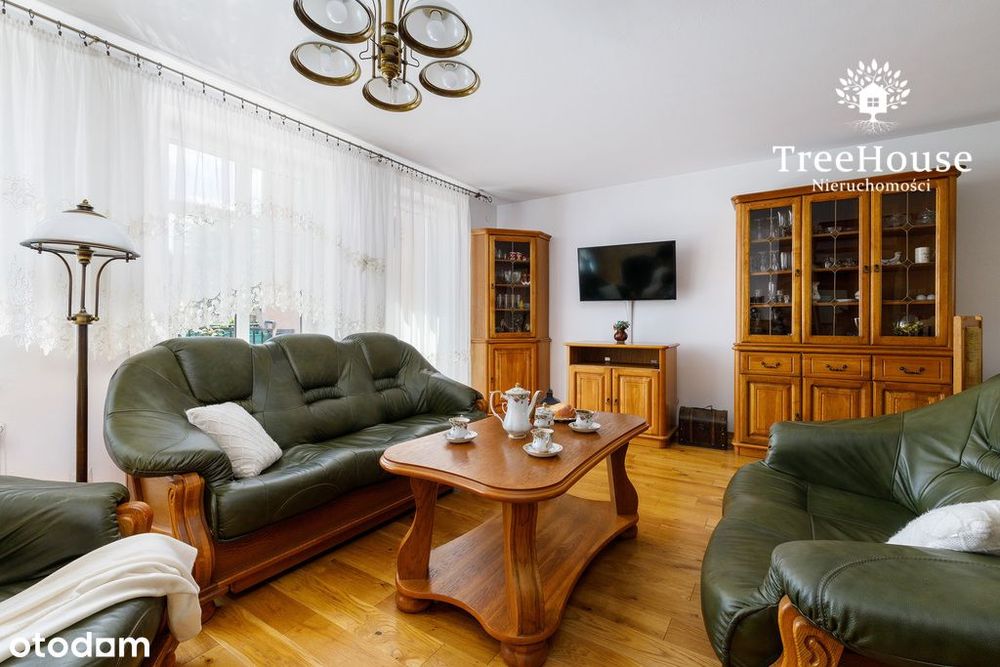 Dom szeregowy z lokalem usługowym w Reszlu