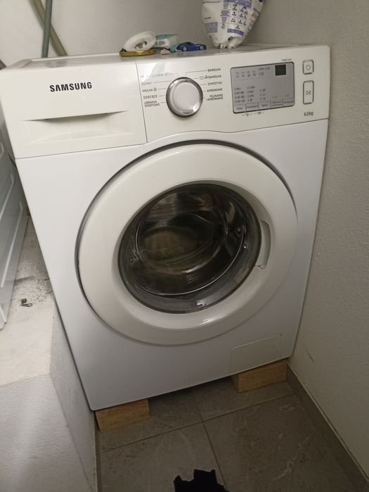 Pralka Samsung WW60J3283LW