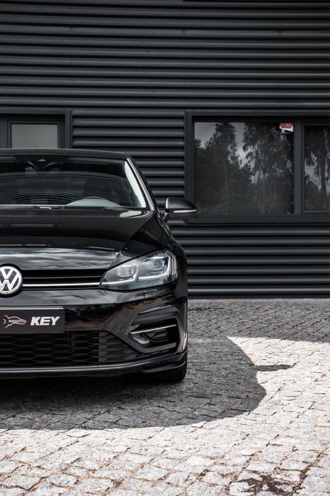 Volkswagen Golf 7.5 R-Line 2.0TDI 150cv DSG FULL EXTRAS