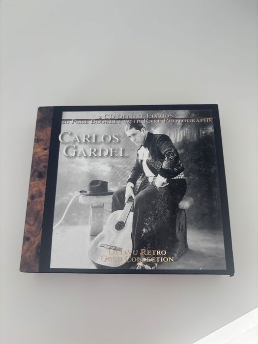 Vendo 2 CDs de Carlos Gardel Gold Collection