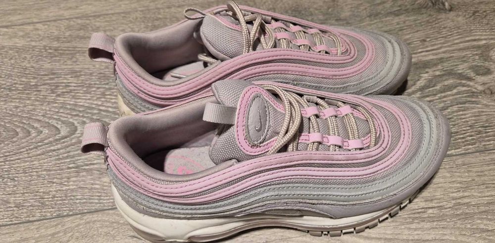 Adidasy NIKE rozm. 37,5 damskie różowe