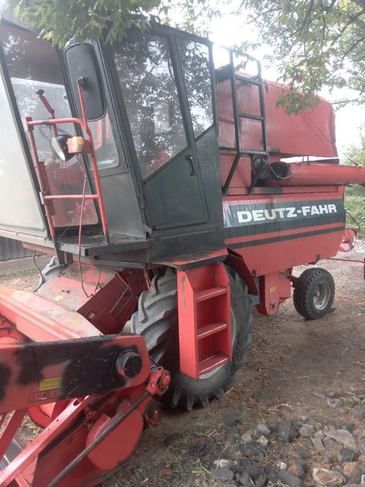 Комбайн Deutz Fahr m660
