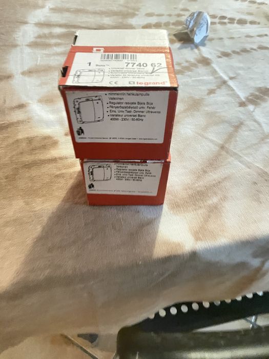 Duas tomadas novas430762819553208320