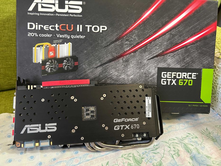 ASUS Geforce GTX 670 DirectCU II TOP