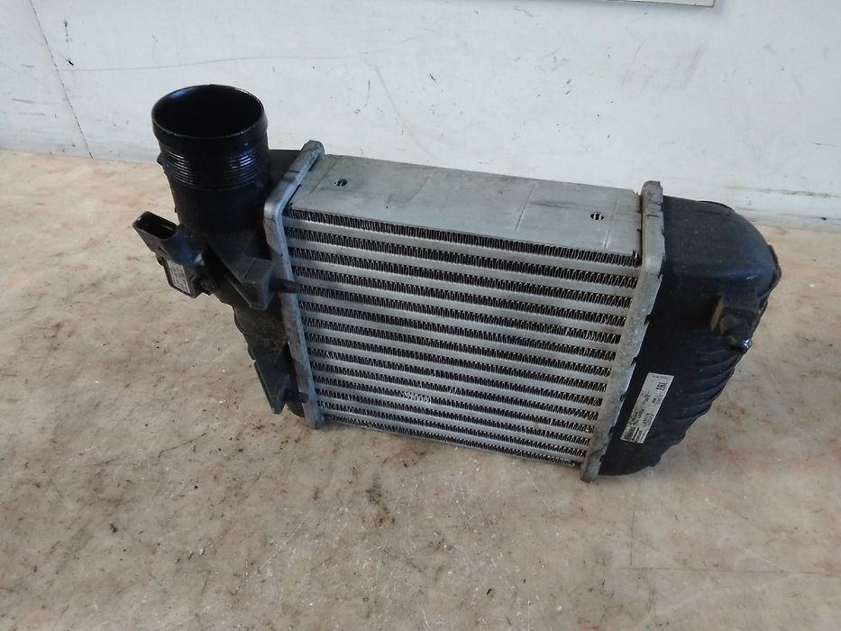 Radiador do intercooler AUDI A6 (4F2, C6)