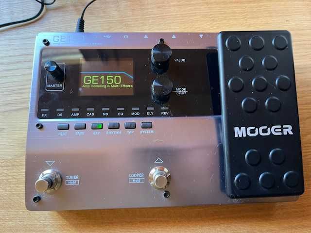 Pedaleira Mooer GE150