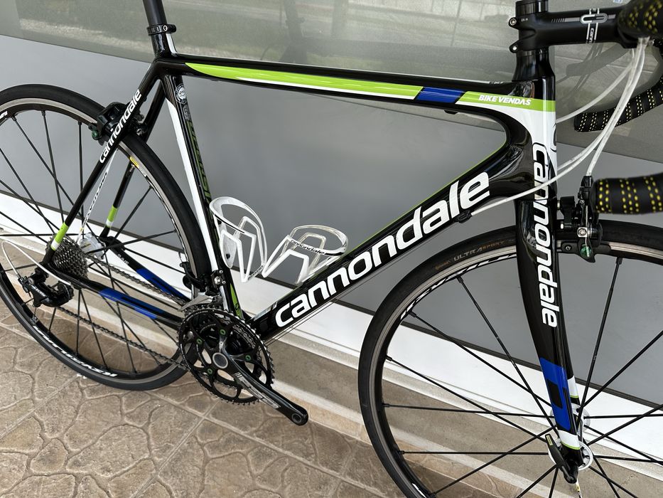 Bicicleta de estrada Cannondale - rodas mavic